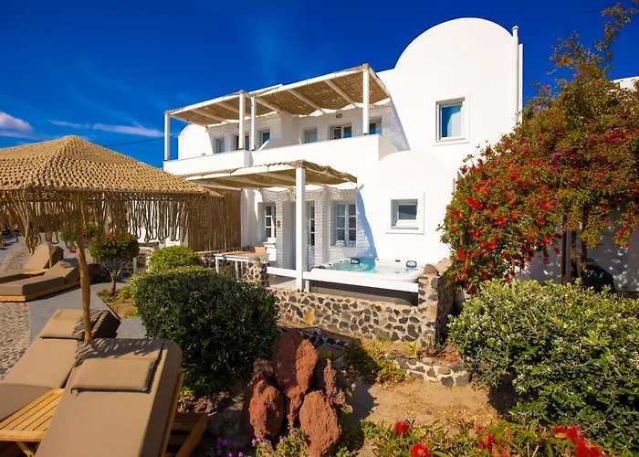Phaos Santorini Suites